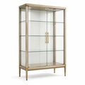 Vitrine en bois de chêne clair et verre transparent avec détails dorés et éclairage intégré, 100 x 40 x 180 cm